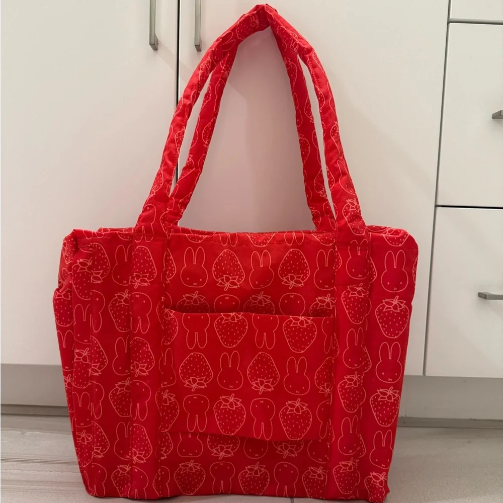 UO Baggu Miffy Small Cloud Carry-On Bag - Picture 3 of 8